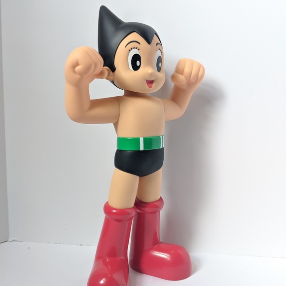 Astro Boy Figure - Picture 2 of 3